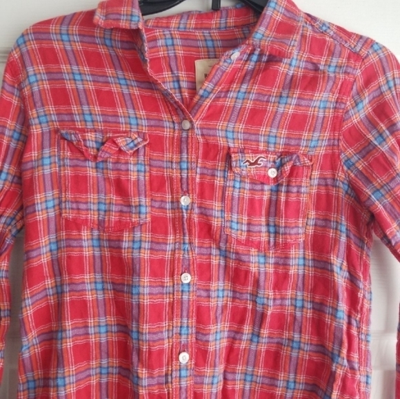 Hollister Women's Plaid Button Down Shirt - Picture 3 of 7